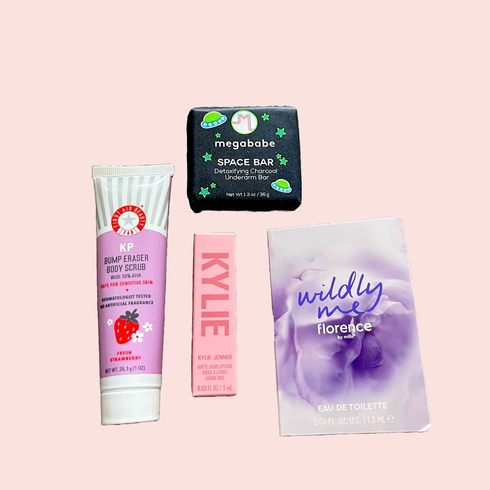 Kylie Jenner First Aid Beauty Minis Bundle